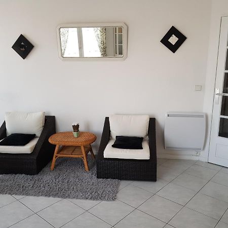 Les Fontaines Saint Leonard Apartment Онфльор Екстериор снимка
