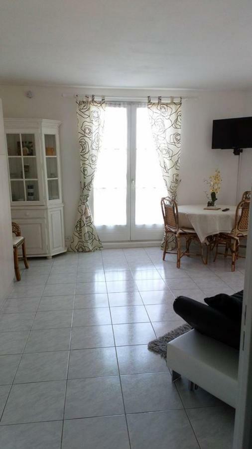 Les Fontaines Saint Leonard Apartment Онфльор Екстериор снимка