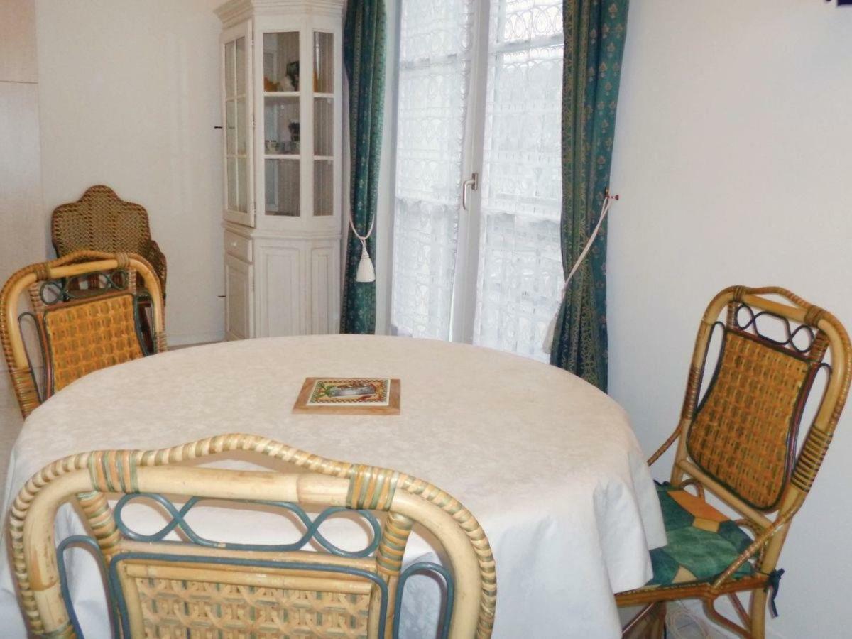 Les Fontaines Saint Leonard Apartment Онфльор Екстериор снимка