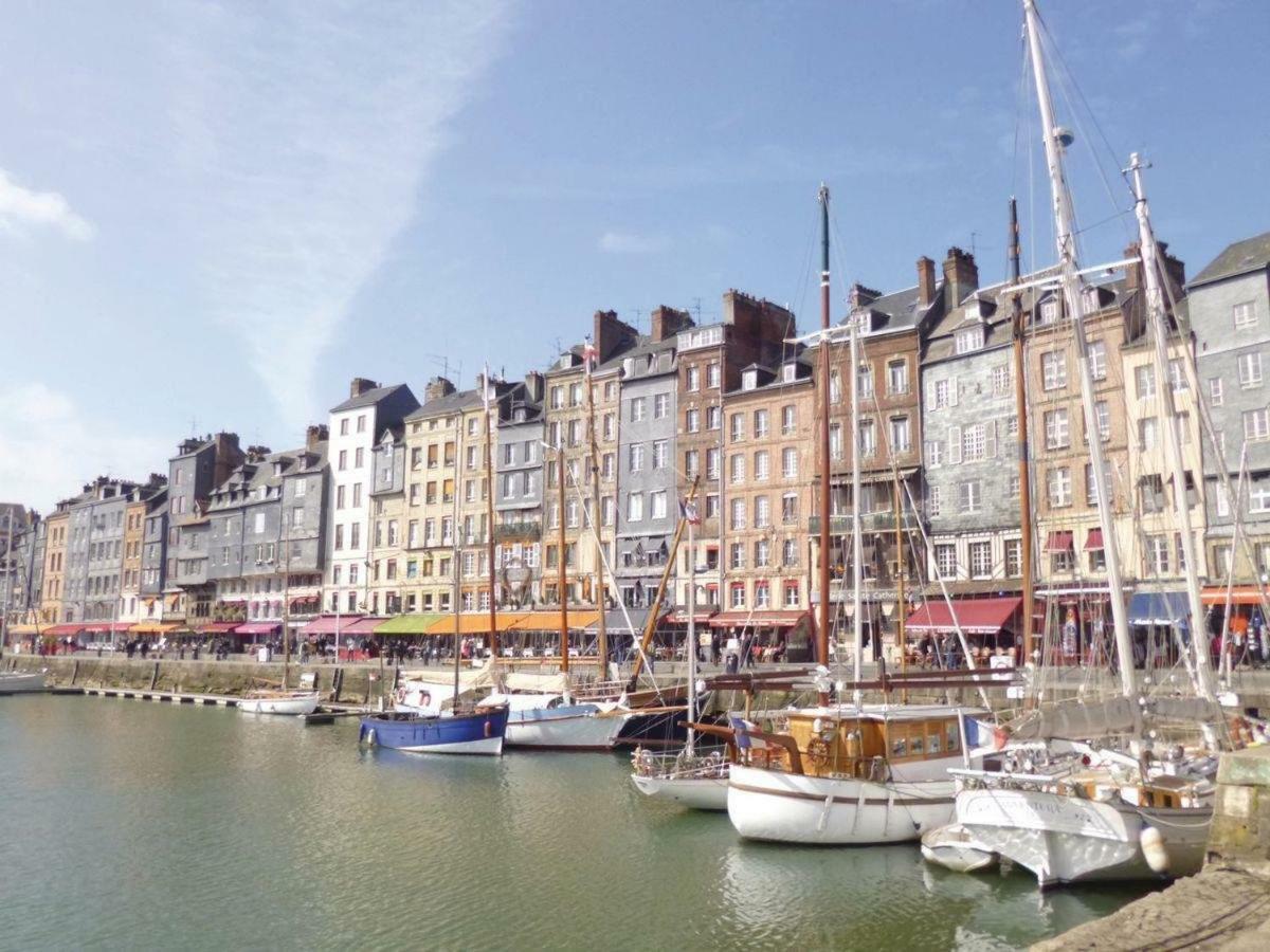 Les Fontaines Saint Leonard Apartment Онфльор Екстериор снимка